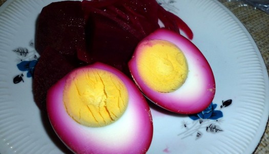 85. Marynowane jajka (buraczki, ocet i cukier!)